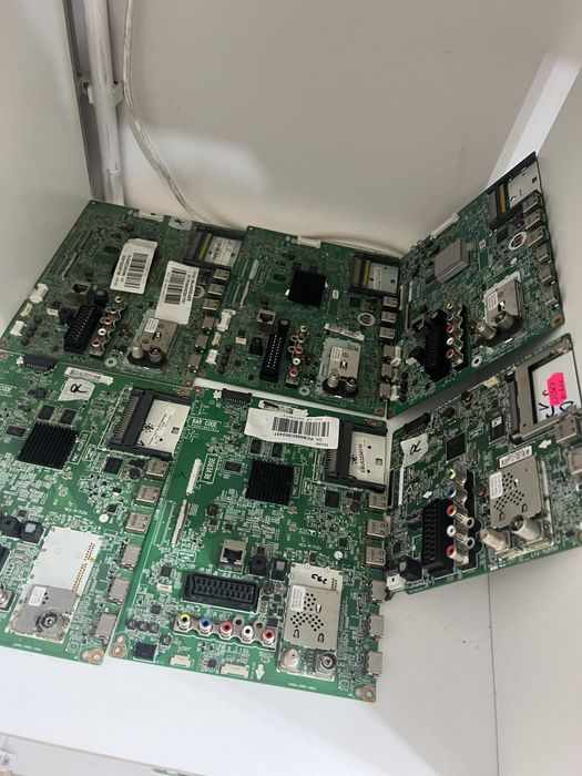 Материнські плати для телевізорів samsung lg philips kivi bravis ergo