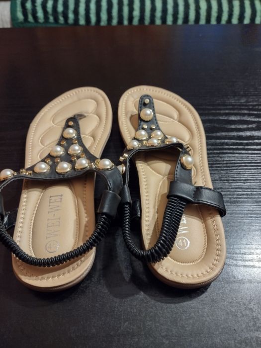 Nowe klapki damskie