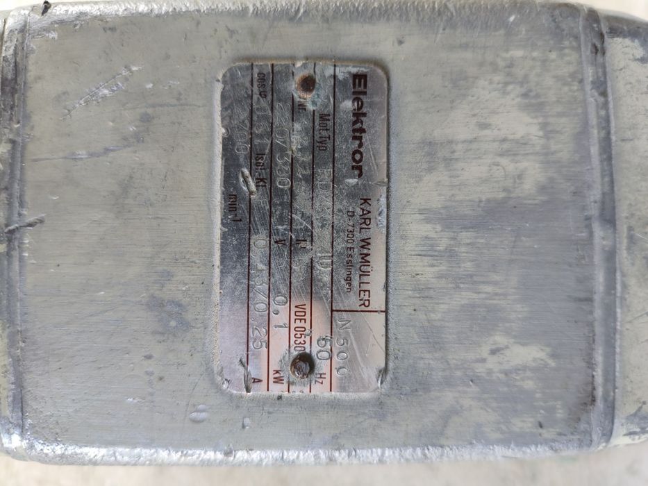 Silnik wibracyjny elektrowibrator 400V 0.1kw