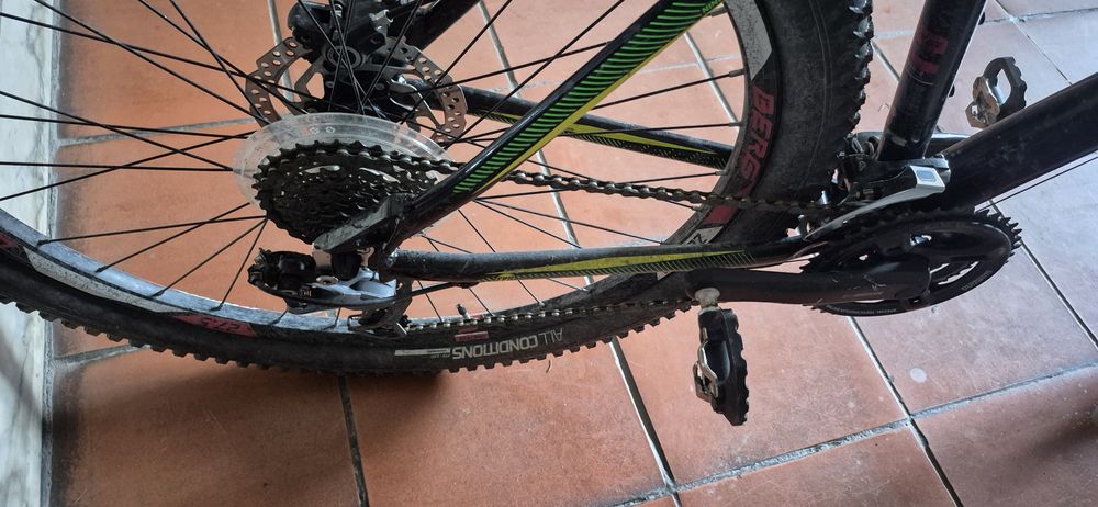 Bicicleta BTT / MTB Berg