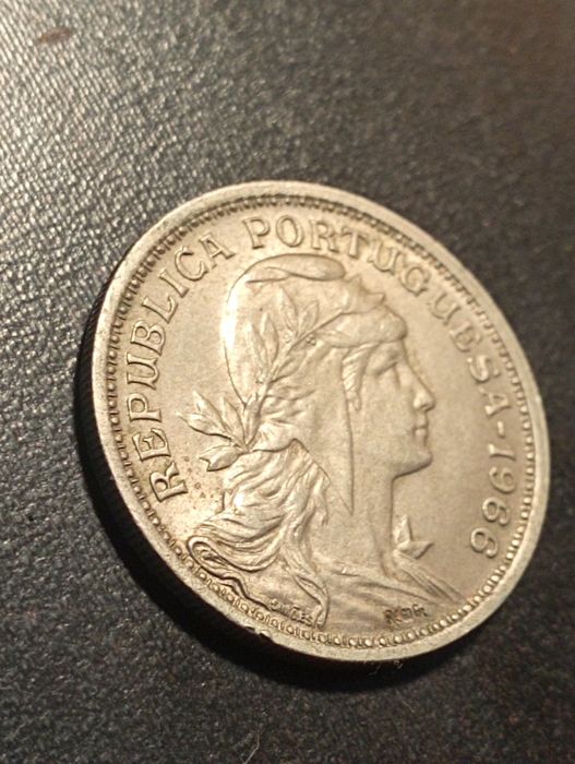 50 centavos - Republica Portuguesa - Portugal 1966 - Alpaca - Soberba