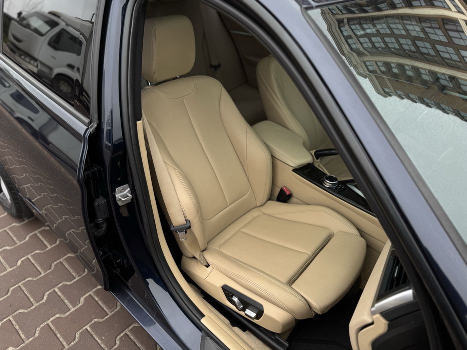 BMW 3 F30 2016 рік