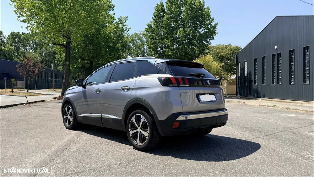 PEUGEOT 3008, 2019 | 2.0 Diesel | Automático | 125.000 km | Allure