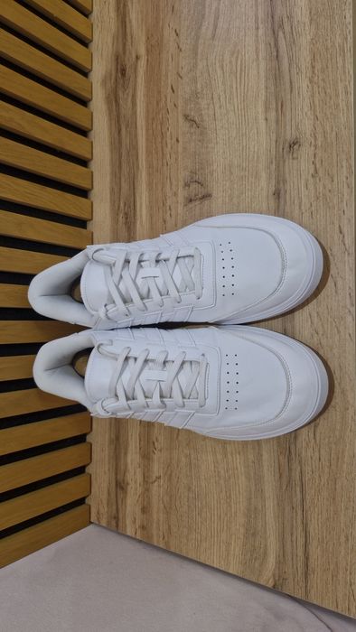 Кросівки Adidas.Розмір 49