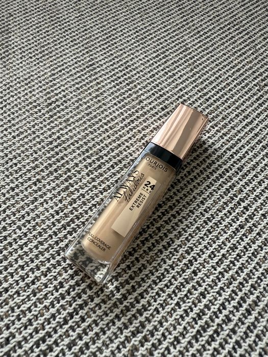 BOURJOIS Always Fabulous Extreme Resist korektor do twarzy, kryjący