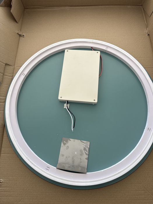 Espelho oval com led