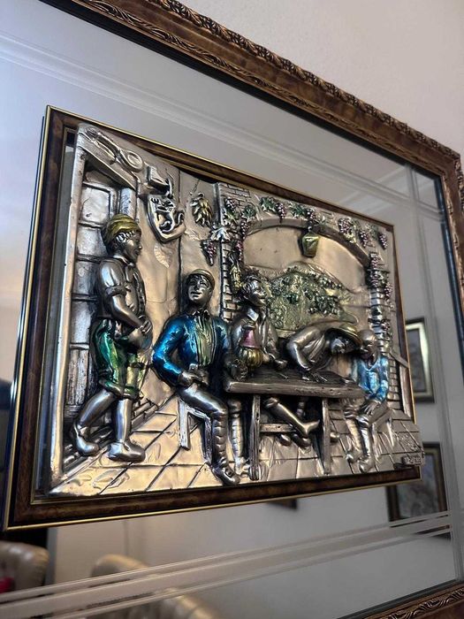 Quadro com espelho e relevo