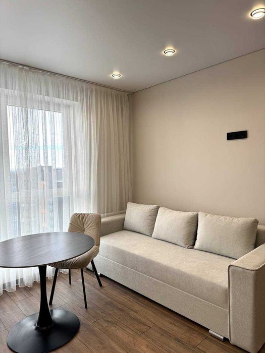 1 кімнатна квартира на Щасливому з ремонтом !