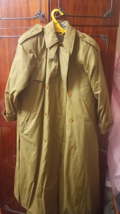 Продам плащ женский