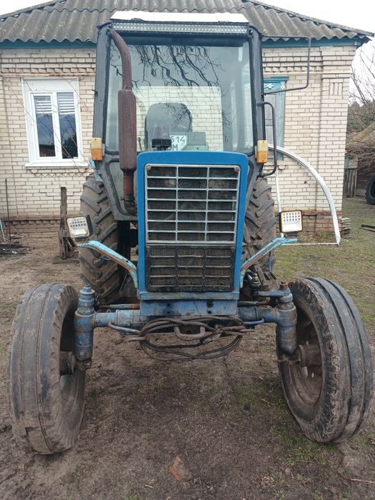 Продам МТЗ-80 з документами в хорошому стані.