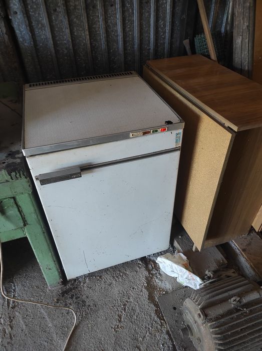 Морозильна камера б/в