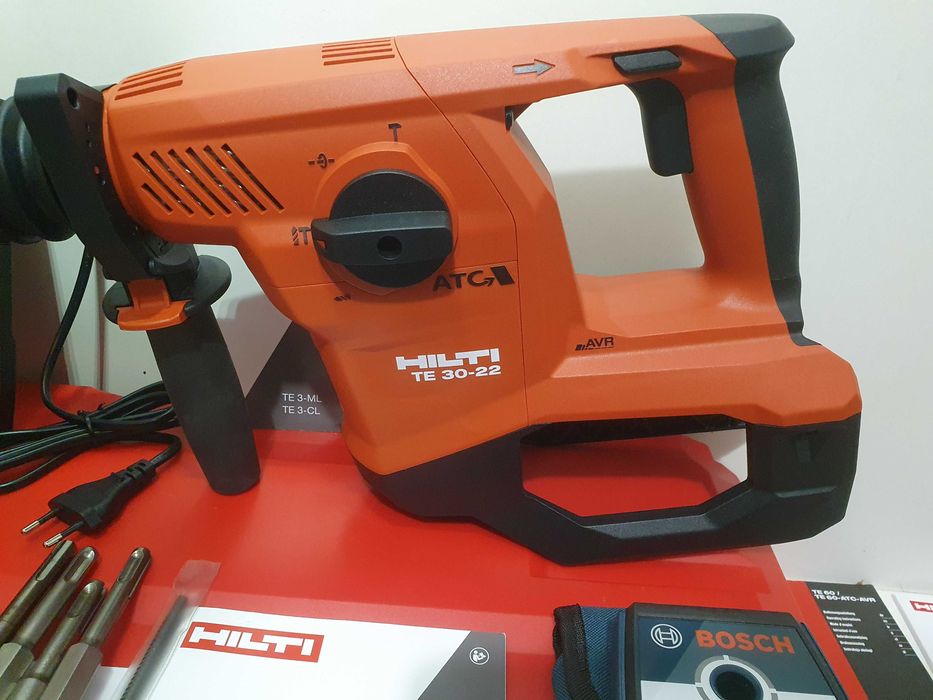 Komplet narzedzi HILTI TE 30-22 NURON młot+wykrywacz BOSCH GMS 120 bti