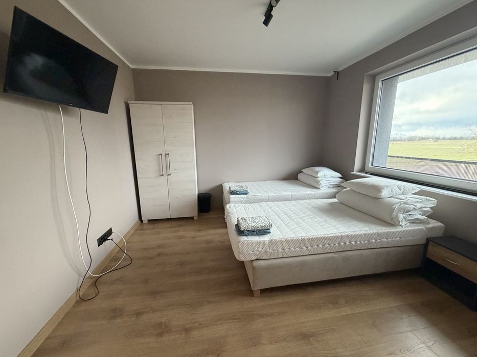 Noclegi pracownicze kleszczow hostel pokoj  do wynajecia  rogowiec radomsko pokoje pracownicze hotel