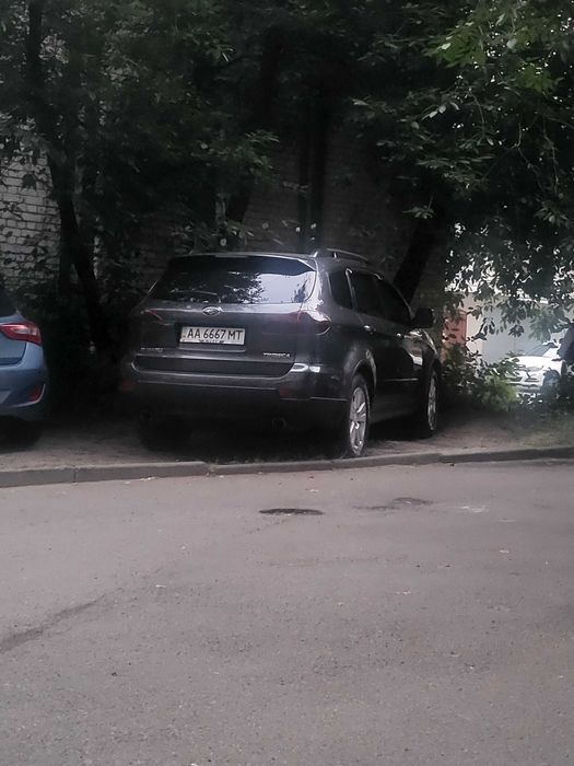 Subaru Tribeka 2008 г. В 10