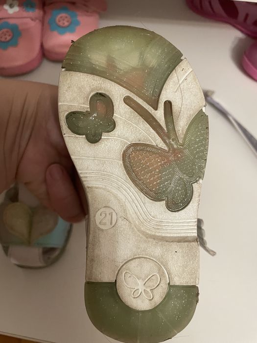 Дитячі босоніжки