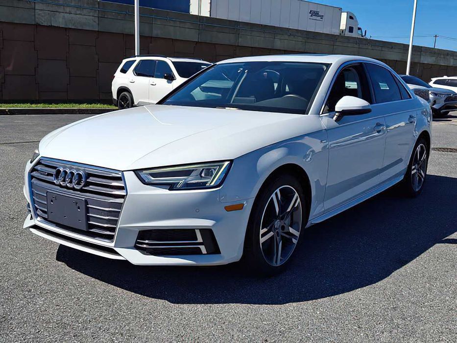 Audi A4 quattro      2018