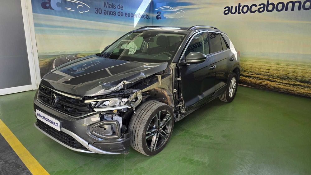 Volkswagen T-Roc 1.0 TSI  -  Salvado