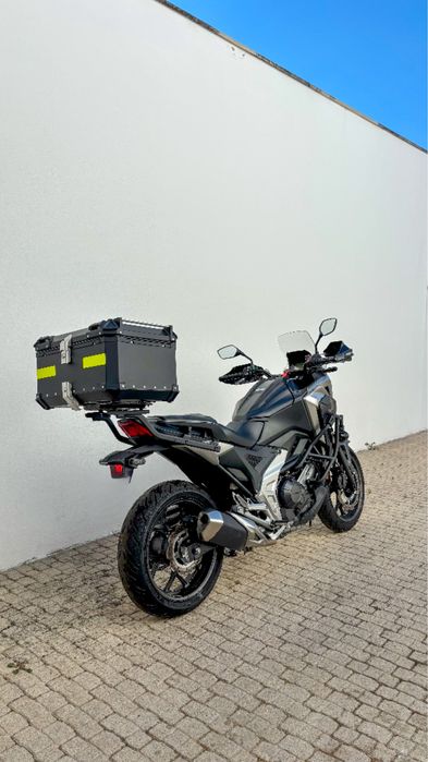 Honda NC750X 2021