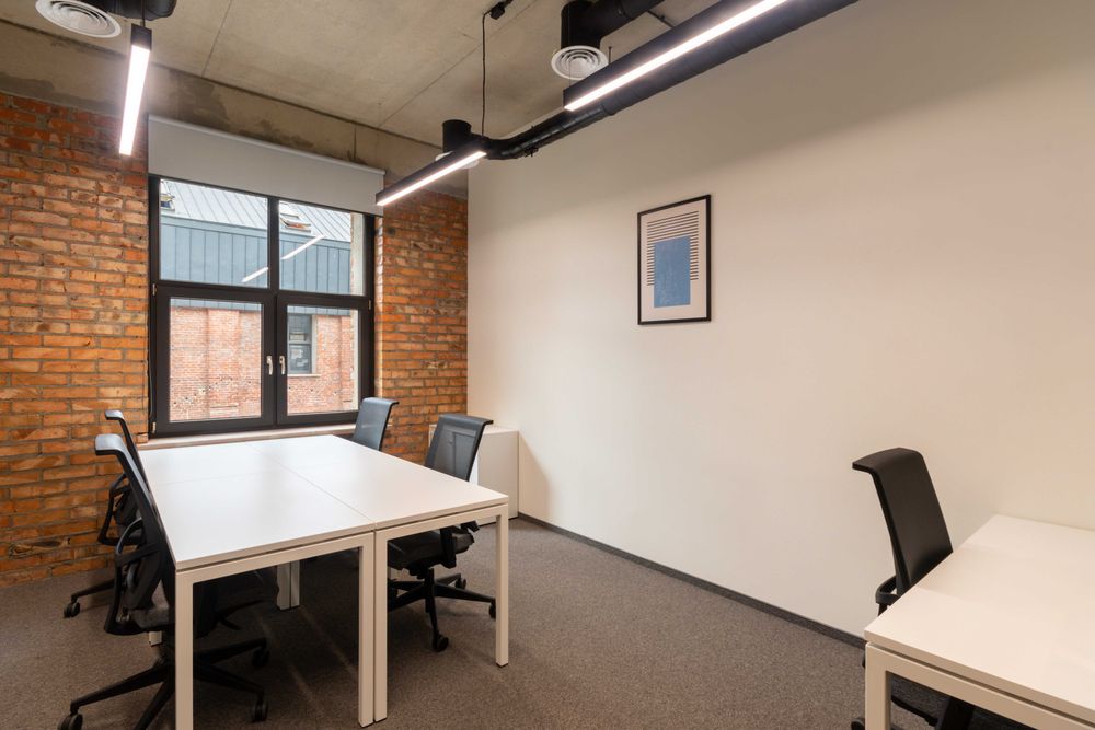 Приватний офіс для однієї особи в Regus KIVSH