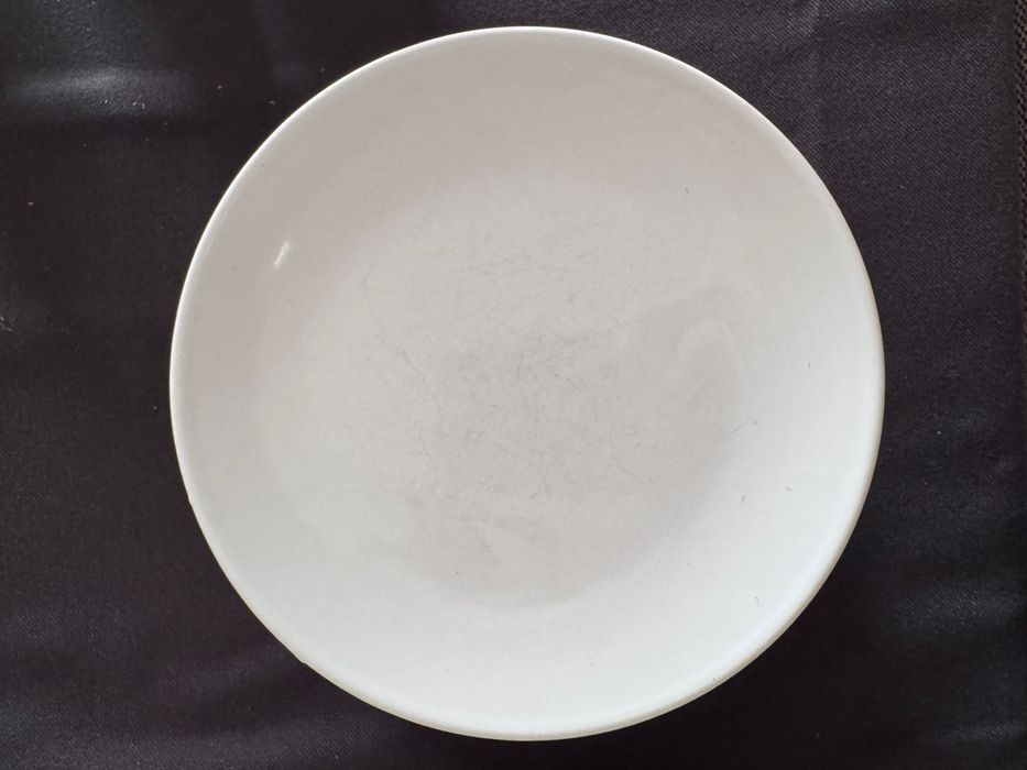 Conjunto pratos IKEA usados