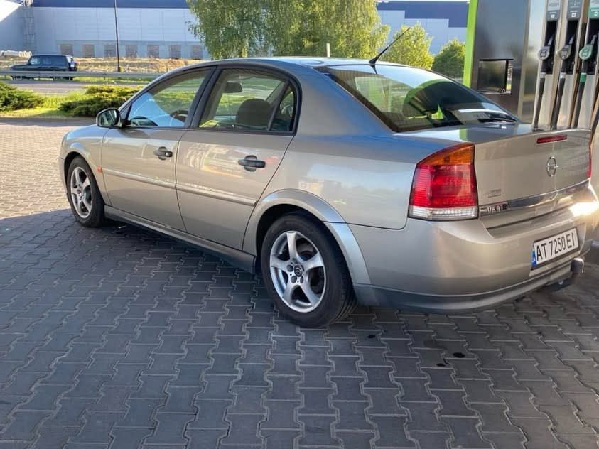 Opel Vectra C продається