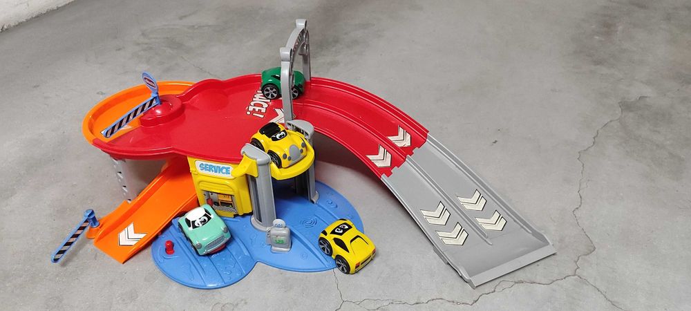 Garagem Chico para criança