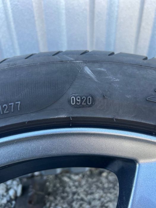 Шини Pirelli різно широкий комплект 255/40R18-285/35R18 P Zero
