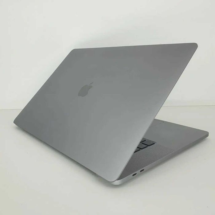 Ноутбук Apple MacBook Pro 16" A2141 (i7-9750H/16/512SSD/PRO 5300M) Б/В