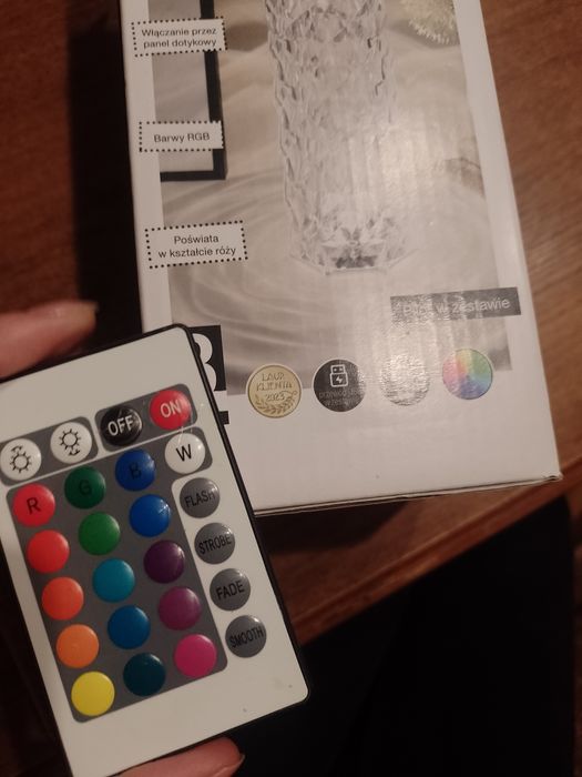 Lampka kryształowa RGB