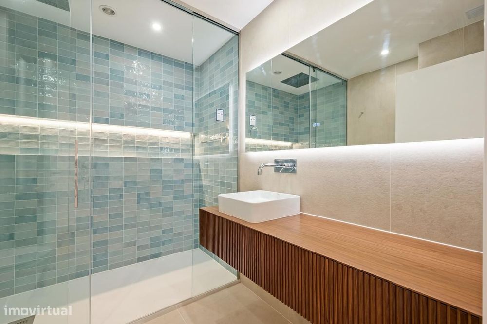 Apartamento T3 com jardim, Paço de Arcos, Oeiras