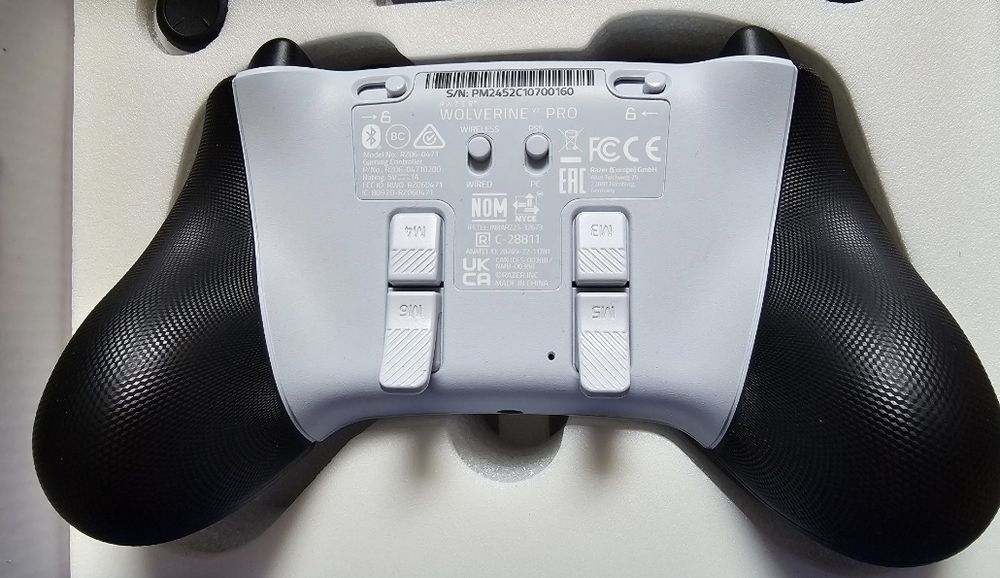 Razer wolverine v2 ps5/pc