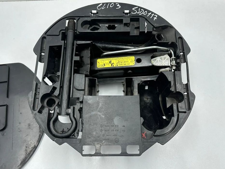Kit / Conjunto Ferramenta - Renault Clio III (2007)