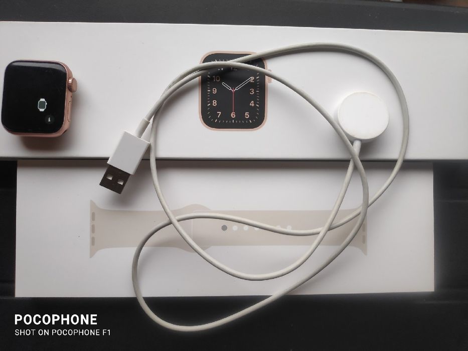 Apple watch SE 40mm Pink Sand