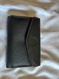 Carteira pele média Cavalinho preto