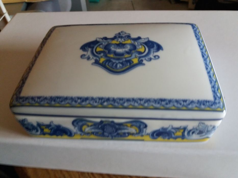 Caixa de porcelana da linha NG Aveiro