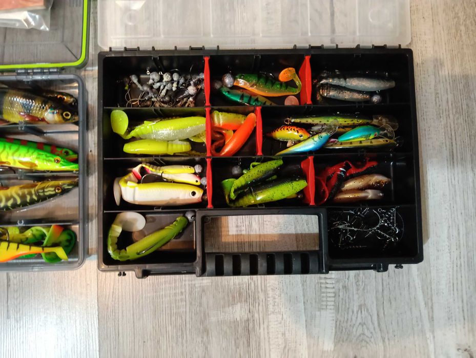 zestaw spinningowy wędka przynęty