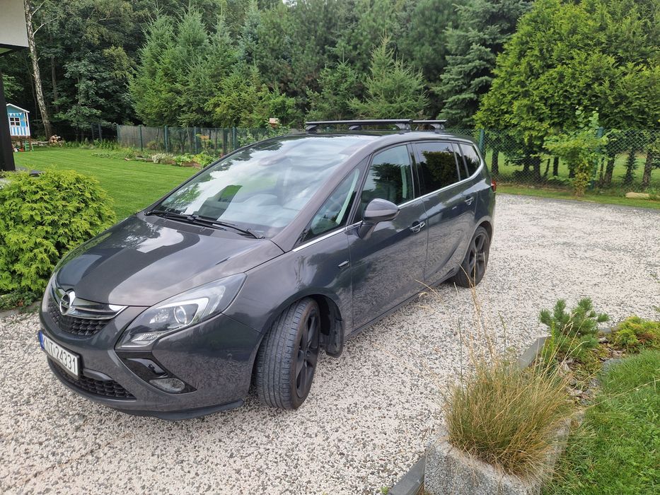 Opel zafira c 2013 2.0 diesel 165km 7 os hak