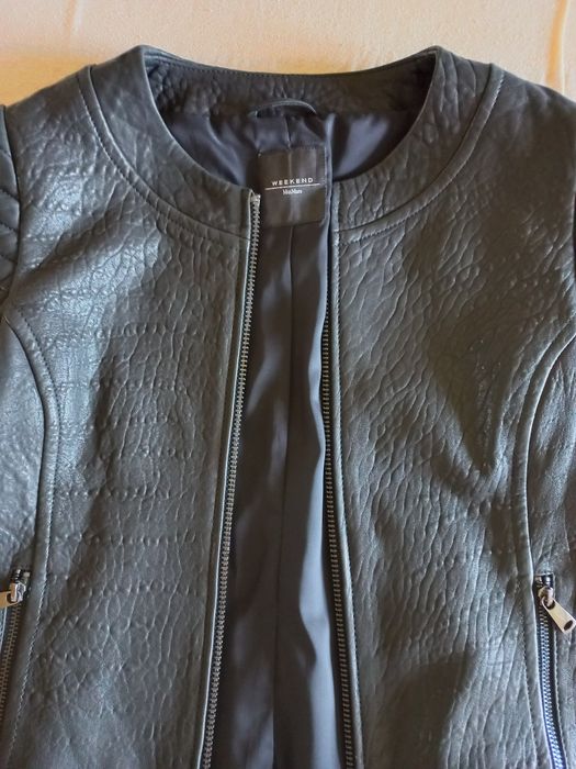 Женская кожаная куртка Weekend Max Mara, чёрного цвета косуха, оригина