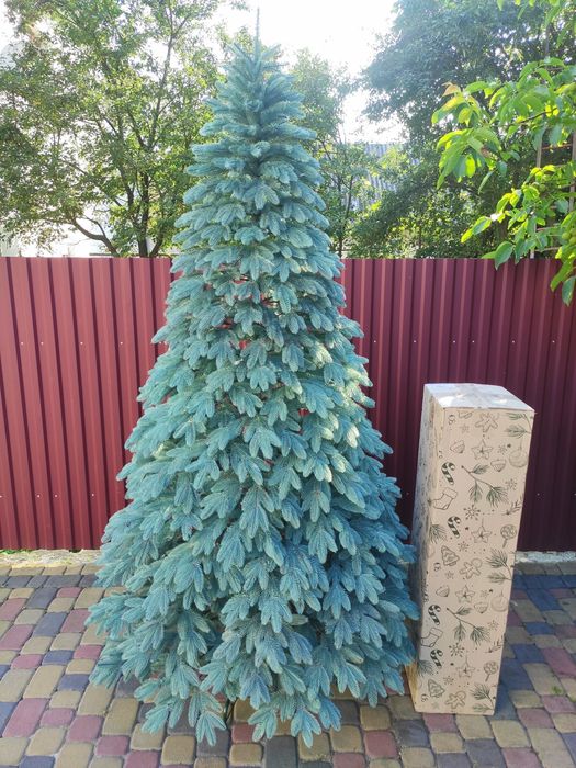 Швейцарська Зелена/Блакитна.Елки искуственние