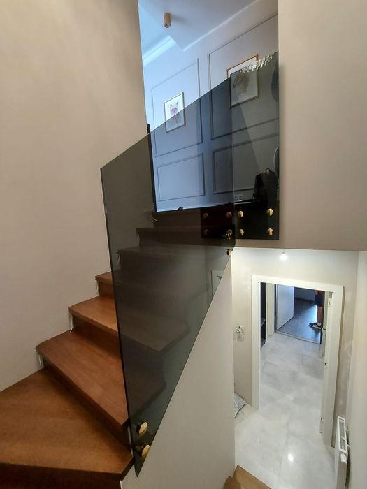 Szklane balustrady wewnętrzne zewnętrzne balkon balkony taras