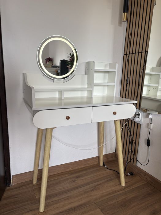 Toaletka  odbior osobisty