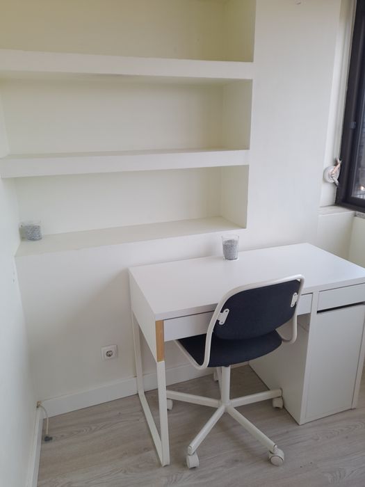 Quarto para arrendar a estudante
