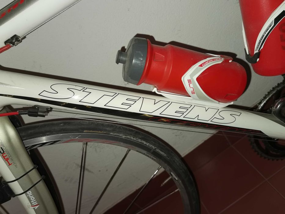 bicicleta ciclismo em carbono