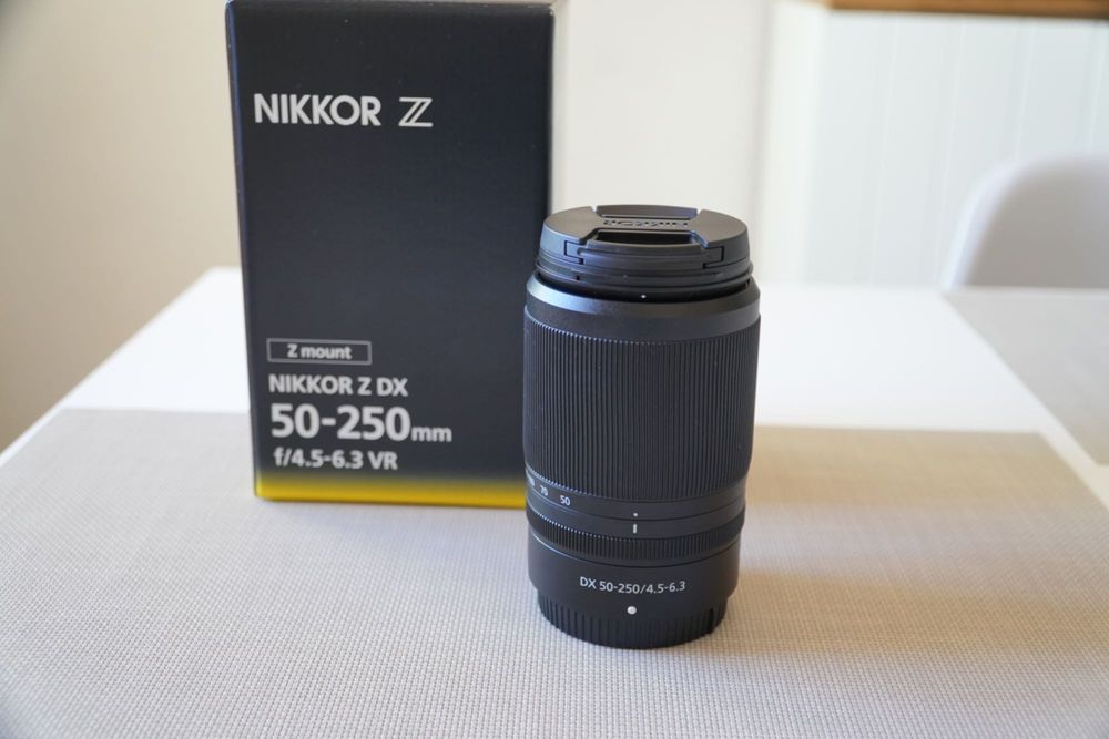 Objetiva NIKON 50-250mm