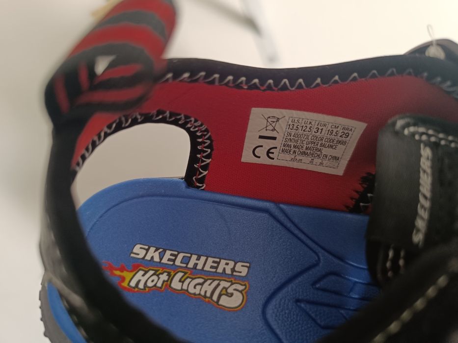 Sandálias Skechers 31/32 Novas