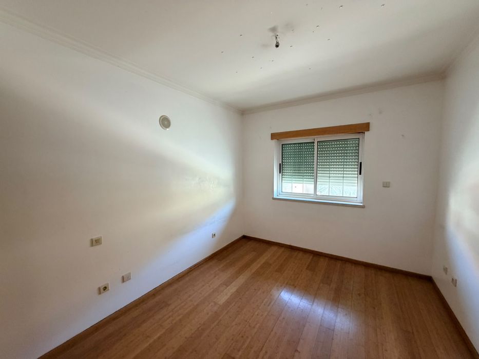 Apartemento T3 para arrendar no Entrocamento