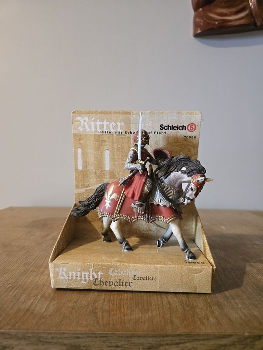Schleich rycerz z mieczem na koniu figurka kolekcjonerska model wycofany