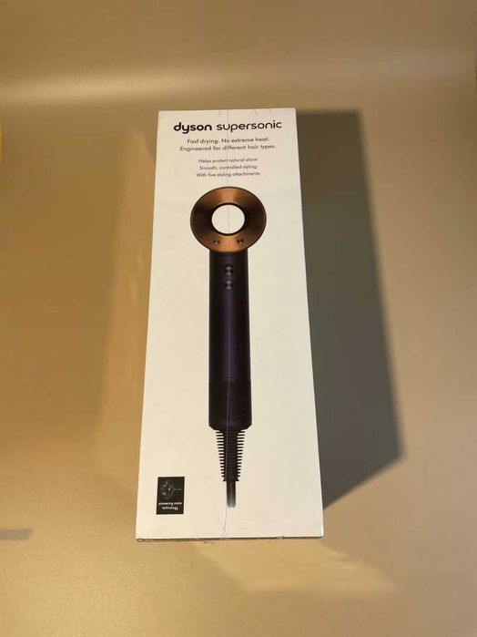 Stan idealny suszarka do włosów Dyson Supersonic