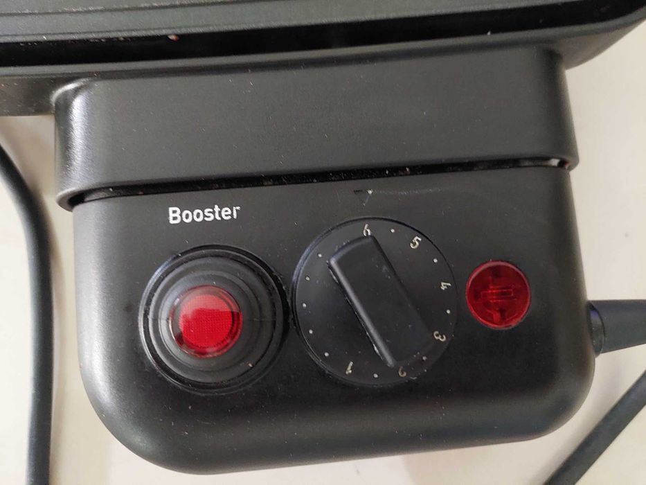 Grelhador Eléctrico Tefal com opção booster