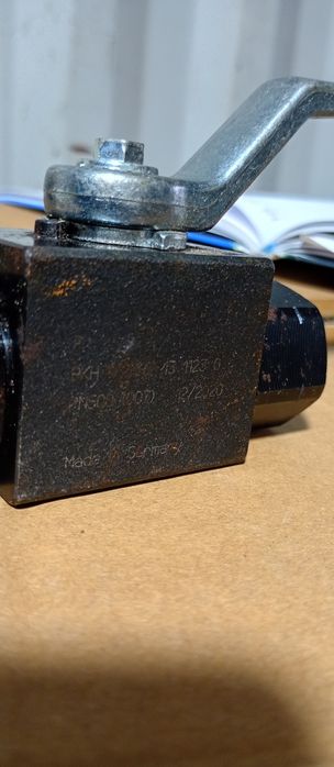 Zawór hydrauliczny 1/2 cala  PN500 nowy